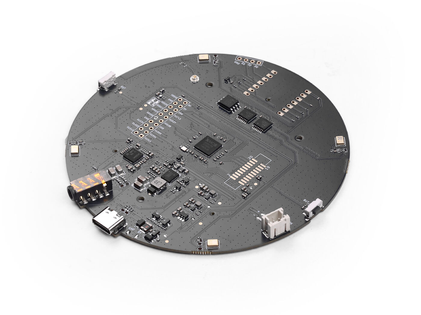 reSpeaker XMOS XVF3800 – AI-powered 4-Mic Array for Clear Voice Even in Noise