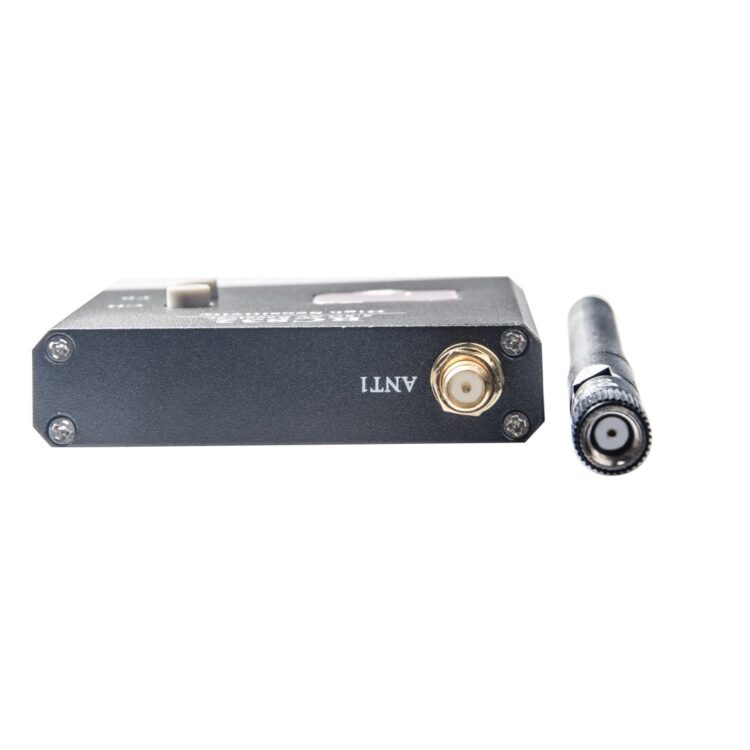 Load image into Gallery viewer, RC832H / RC832 AV Wireless Receiver - 5.8G 600MW 48CH/40CH
