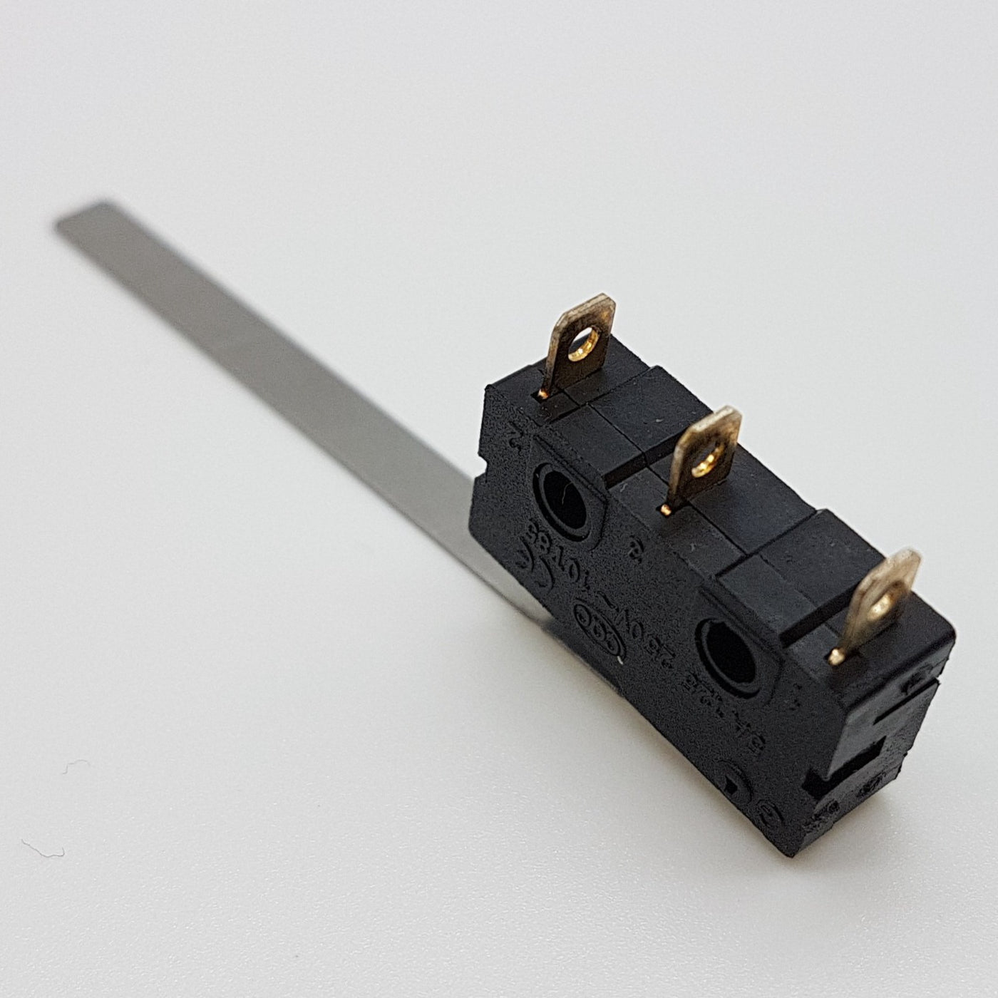 1A/5A 3pin buckle tact switch-micro switch (Pack of 5) - ThinkRobotics.in