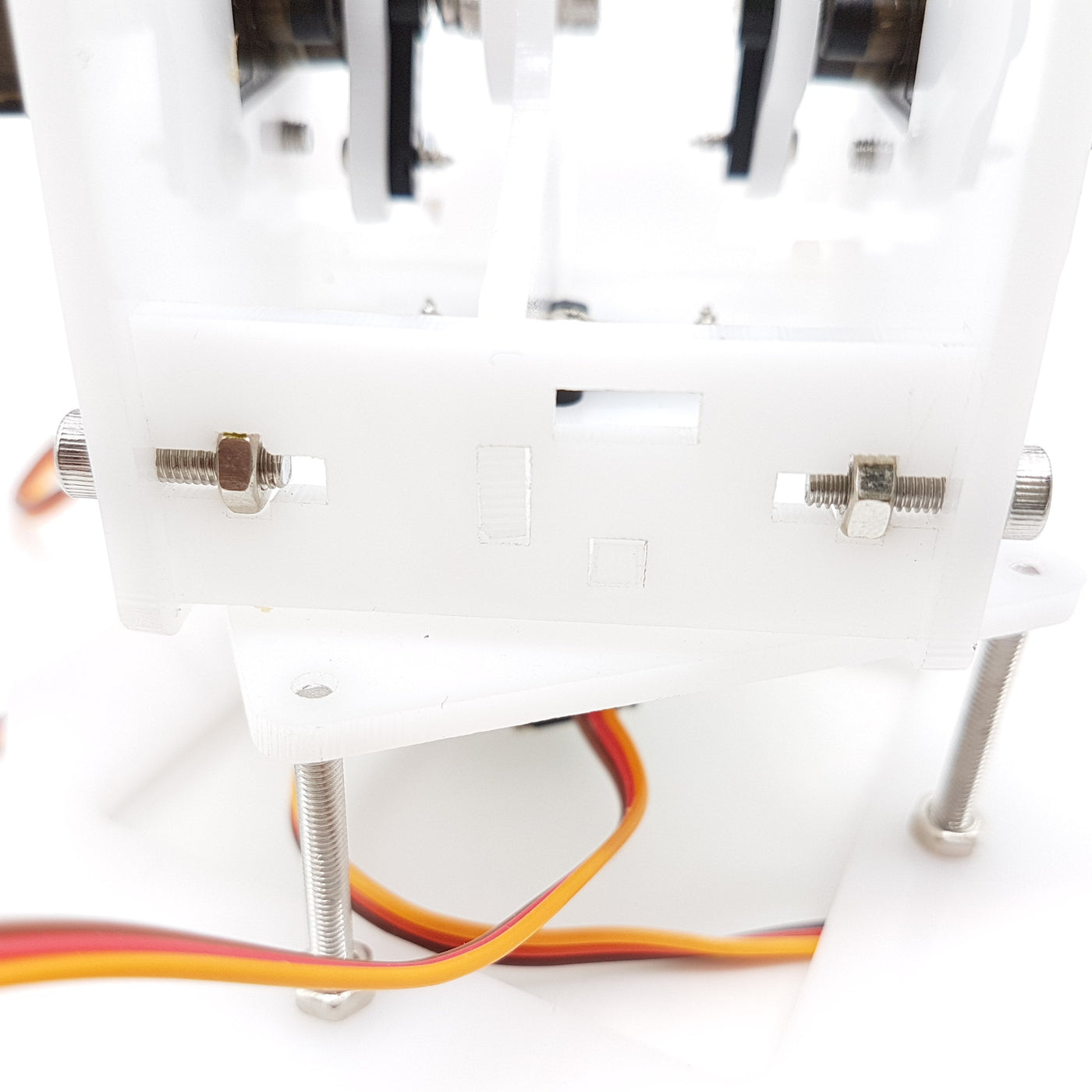 4 DOF White Acrylic Robotic Arm MG90s Kit Online