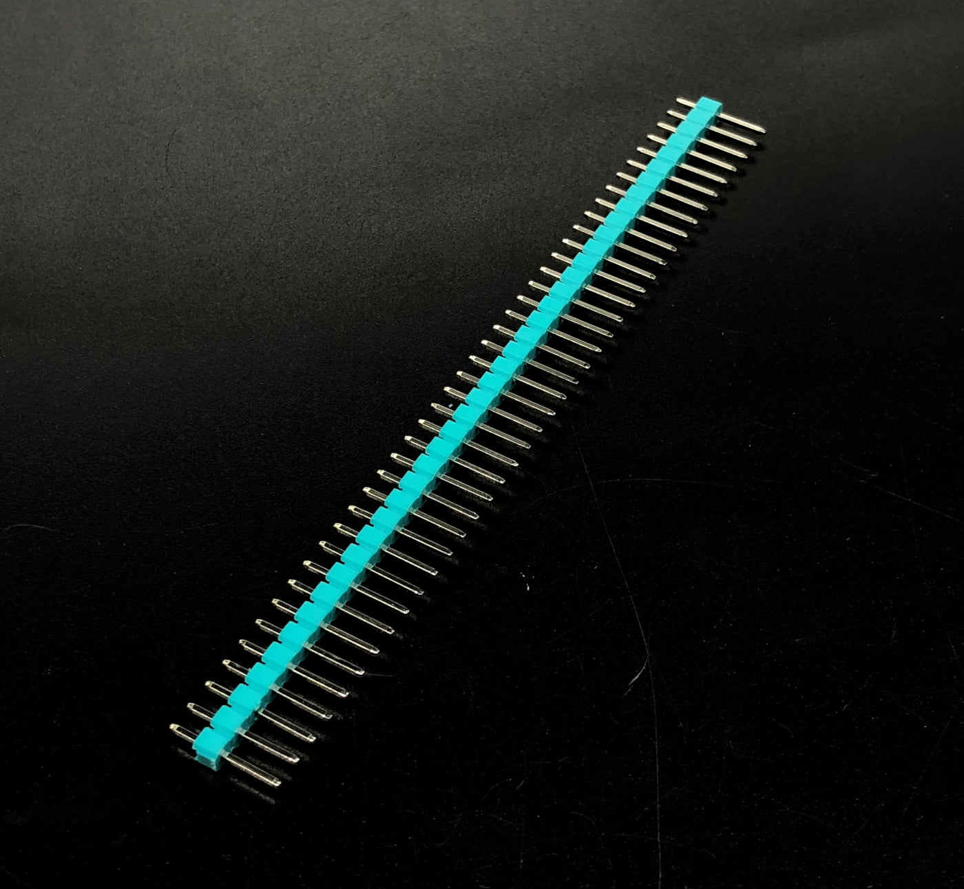 Single Row 2.54 mm Pitch break-away Header (40 Pin) - Pack of 10 - ThinkRobotics.in